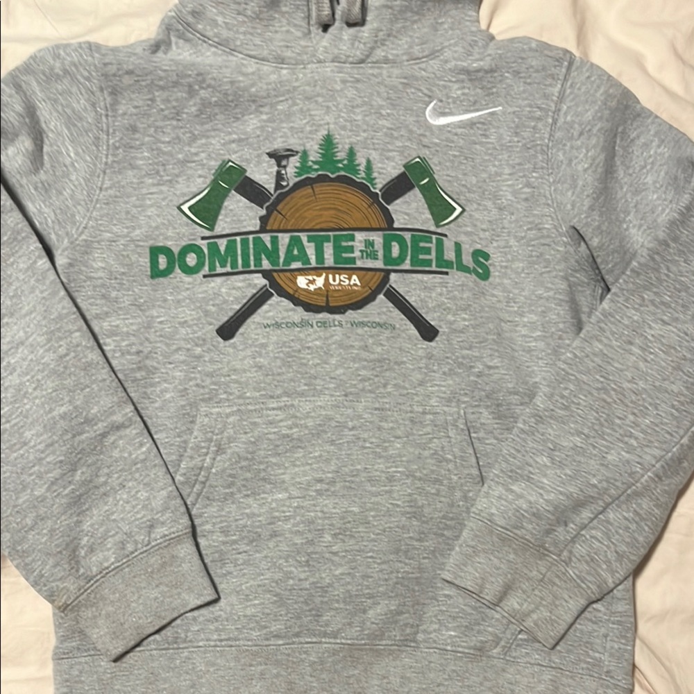 Gray Nike 'Dominate the Dells' Hoodie